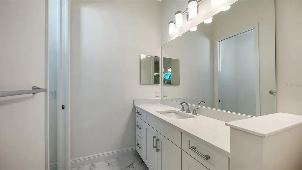 18723 Toulon Court Venice FL 34293