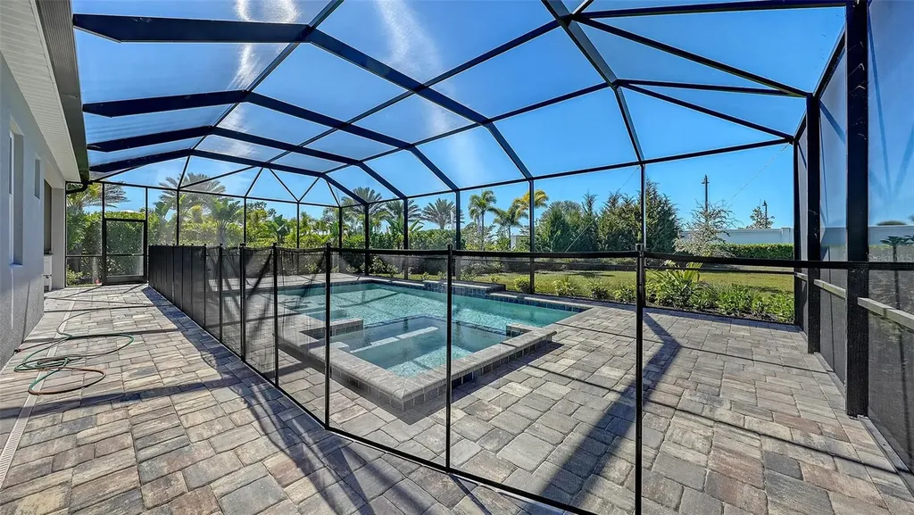 18723 Toulon Court Venice FL 34293