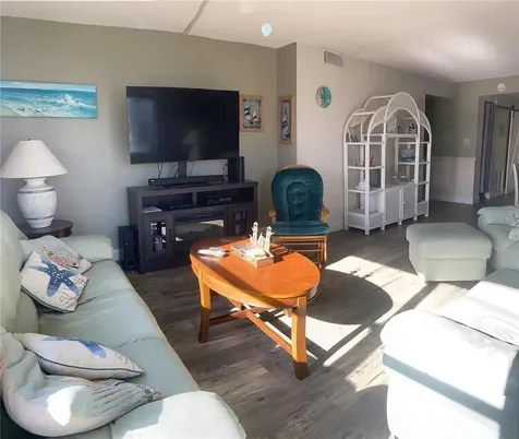 1571 S Atlantic Avenue New Smyrna Beach FL 32169
