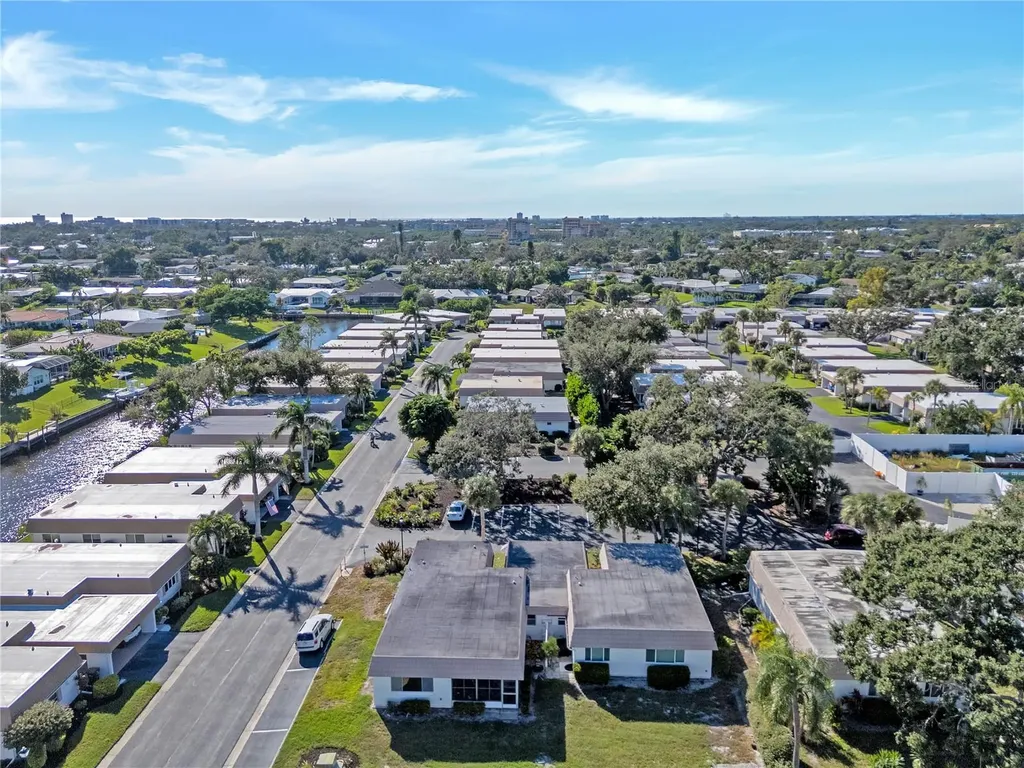 2401 Riverbluff Parkway Sarasota FL 34231