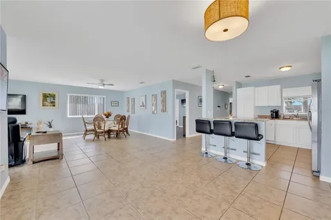 2401 Riverbluff Parkway Sarasota FL 34231