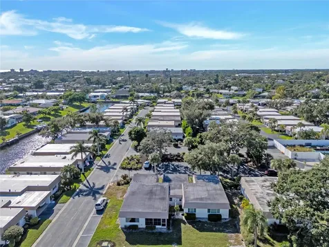 2401 Riverbluff Parkway Sarasota FL 34231