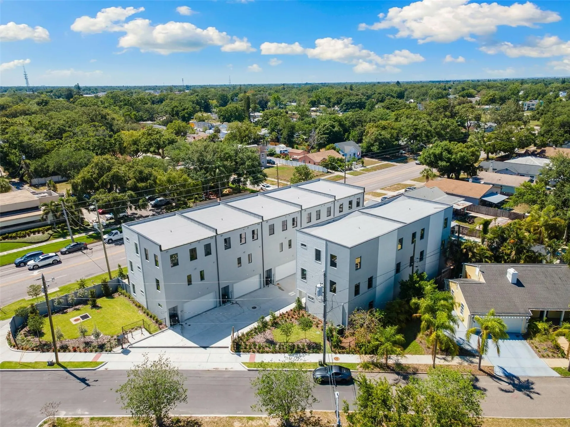 2205 16th Street N St Petersburg FL 33704
