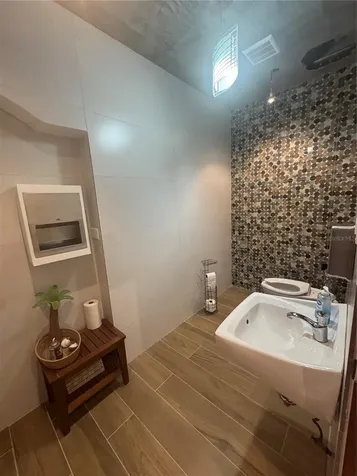 2475 Loíza Street San Juan PR 00913