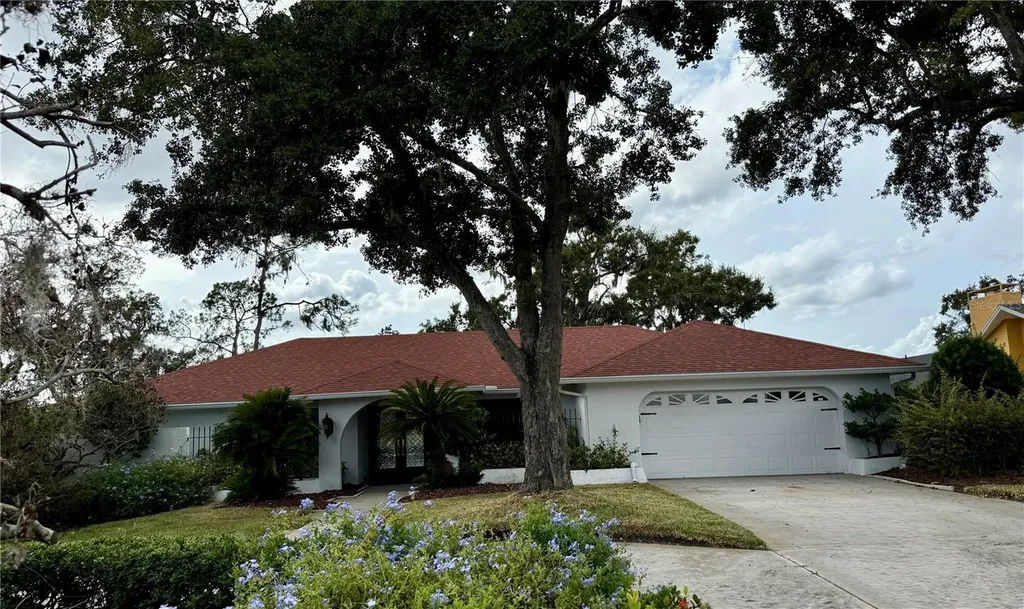 2001 Country Club Court Plant City FL 33566