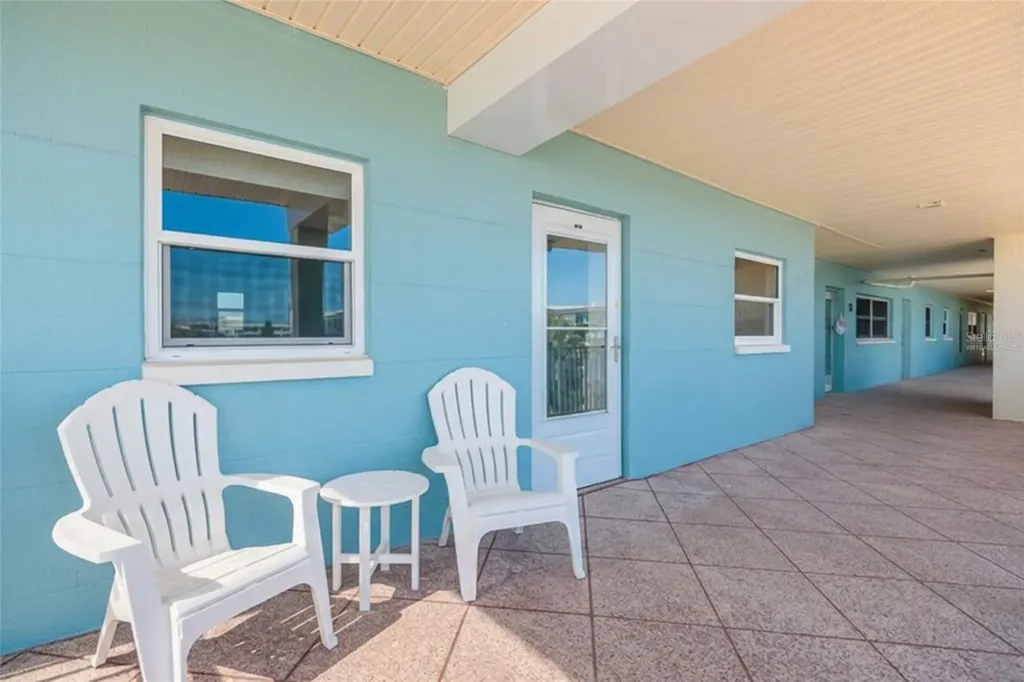6061 2nd Street E St Pete Beach FL 33706