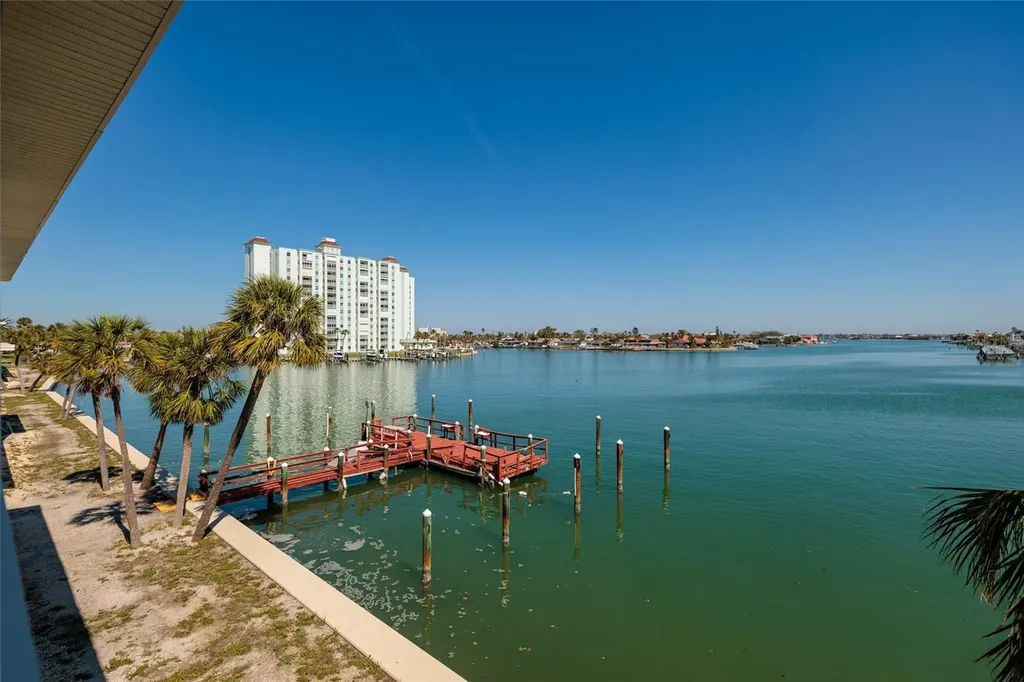 6061 2nd Street E St Pete Beach FL 33706