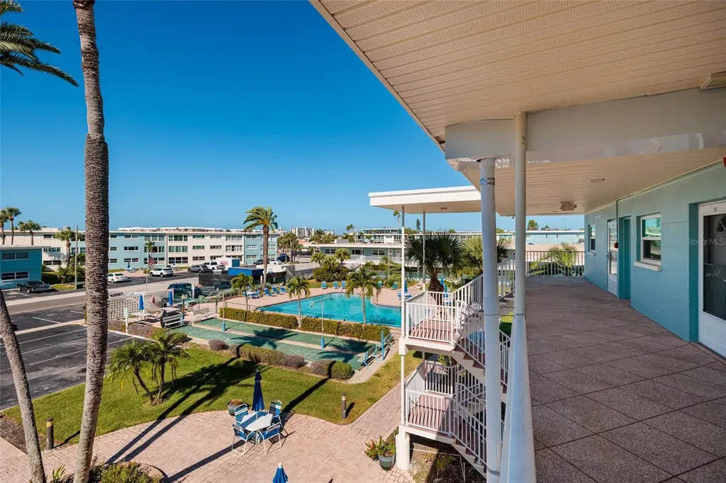 6061 2nd Street E St Pete Beach FL 33706