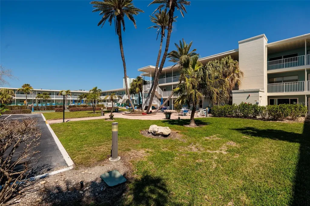 6061 2nd Street E St Pete Beach FL 33706