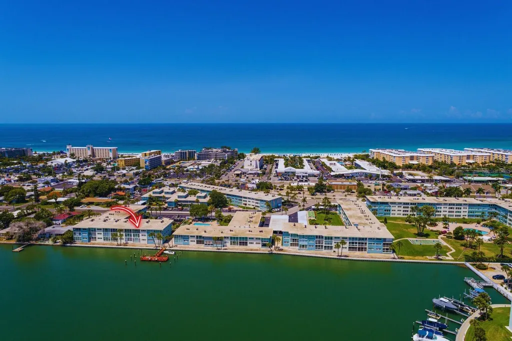 6061 2nd Street E St Pete Beach FL 33706