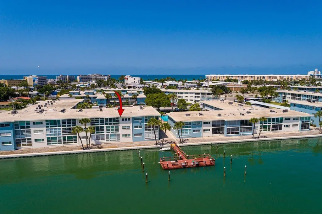 6061 2nd Street E St Pete Beach FL 33706
