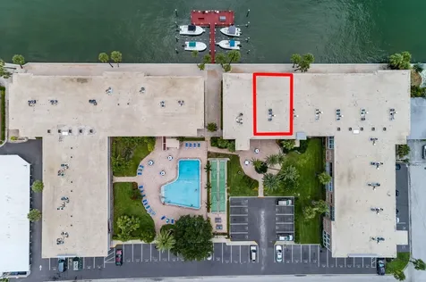 6061 2nd Street E St Pete Beach FL 33706