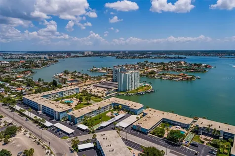 6061 2nd Street E St Pete Beach FL 33706