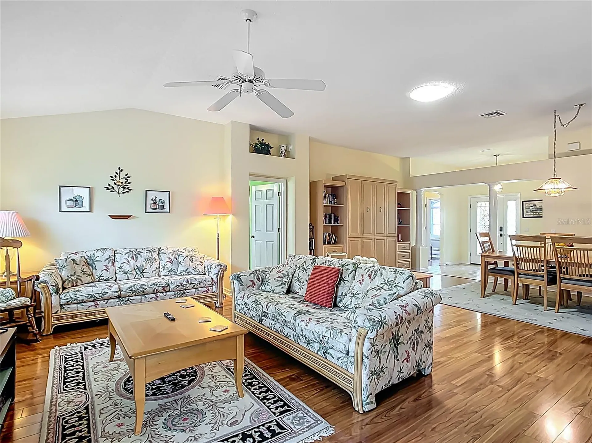 208 Desota Court Lady Lake FL 32159