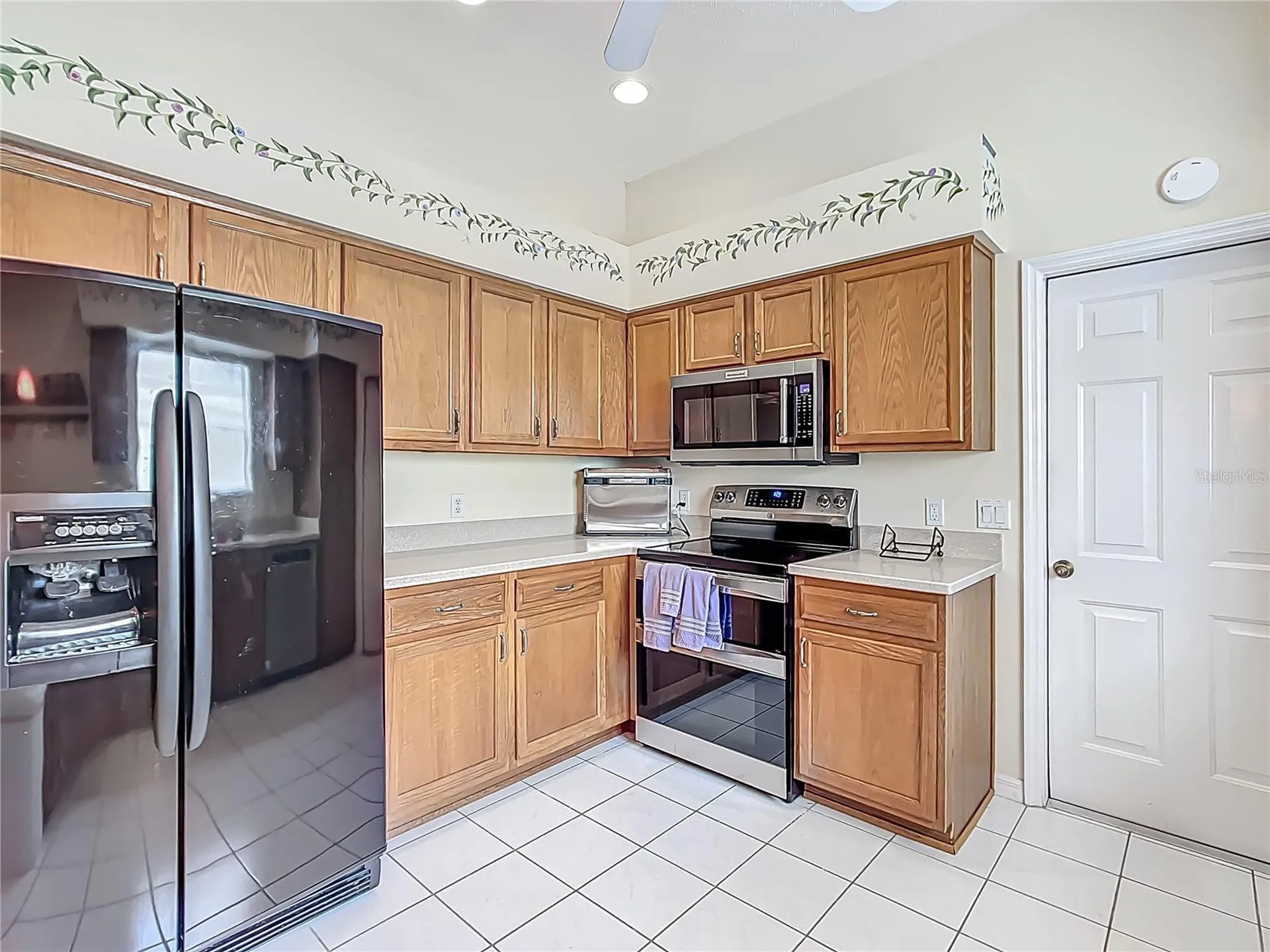 208 Desota Court Lady Lake FL 32159