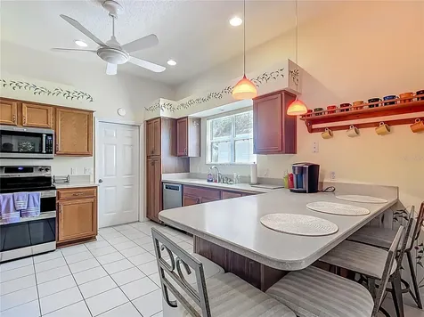 208 Desota Court Lady Lake FL 32159