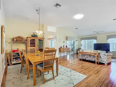 208 Desota Court Lady Lake FL 32159