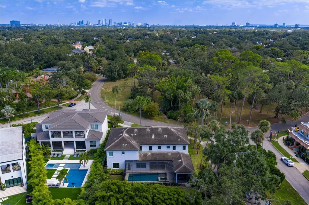 4511 W Swann Avenue Tampa FL 33609