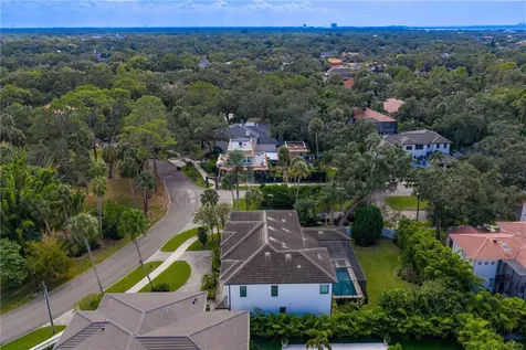 4511 W Swann Avenue Tampa FL 33609