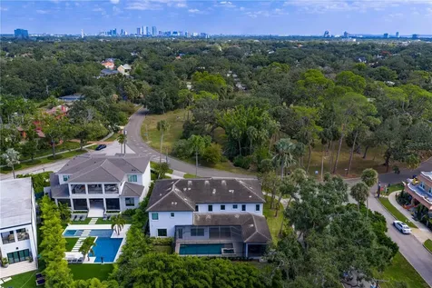 4511 W Swann Avenue Tampa FL 33609