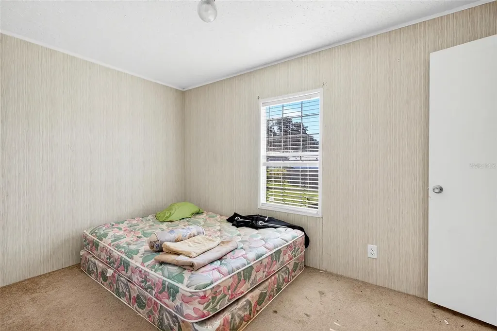 12825 SE 115th Avenue Ocklawaha FL 32179