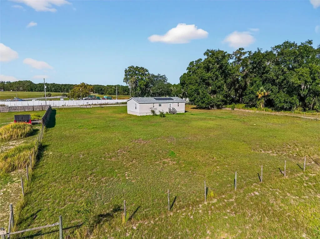 12825 SE 115th Avenue Ocklawaha FL 32179