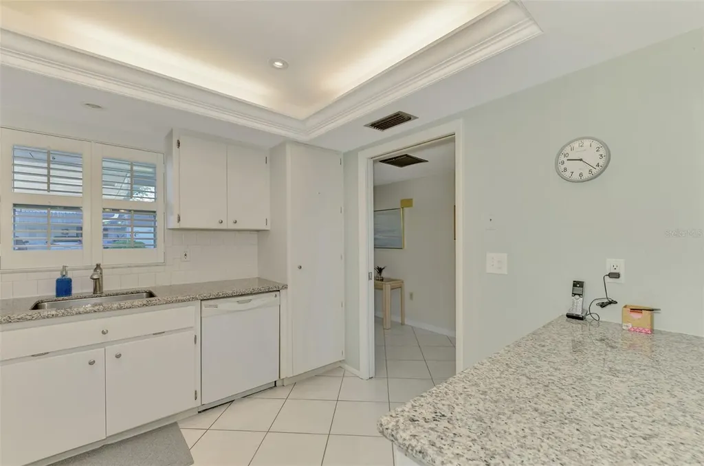 2505 Riverbluff Parkway Sarasota FL 34231