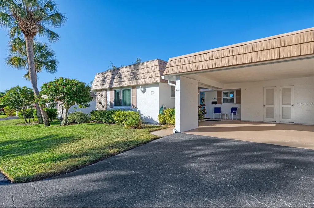 2505 Riverbluff Parkway Sarasota FL 34231