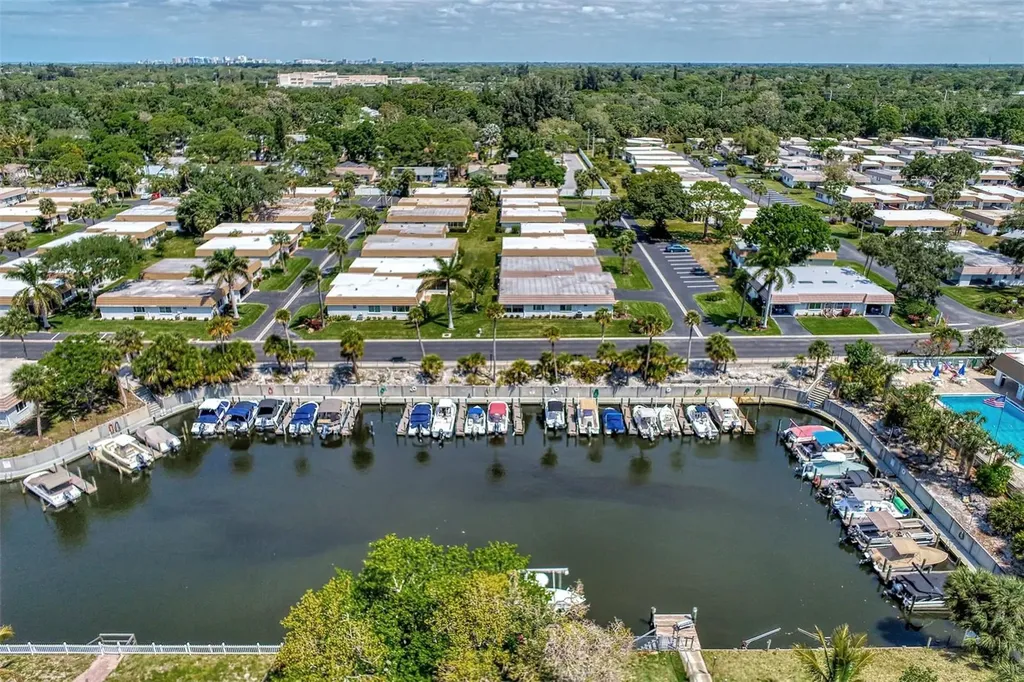 2505 Riverbluff Parkway Sarasota FL 34231