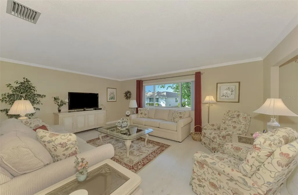 2505 Riverbluff Parkway Sarasota FL 34231