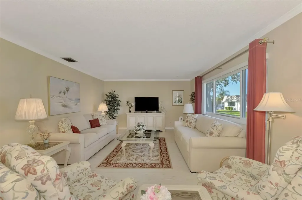 2505 Riverbluff Parkway Sarasota FL 34231