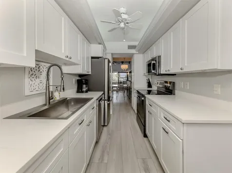 1555 Tarpon Center Drive Venice FL 34285