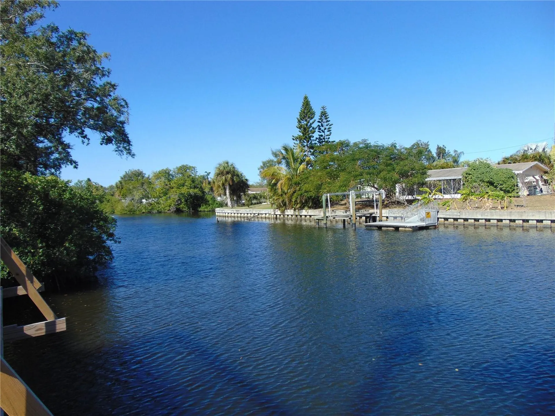 9119 Tudor Drive Tampa FL 33615
