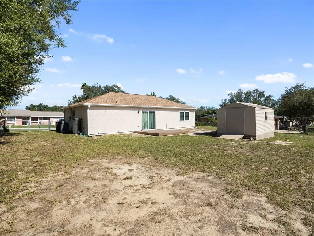 18 Oak Court Ocala FL 34472