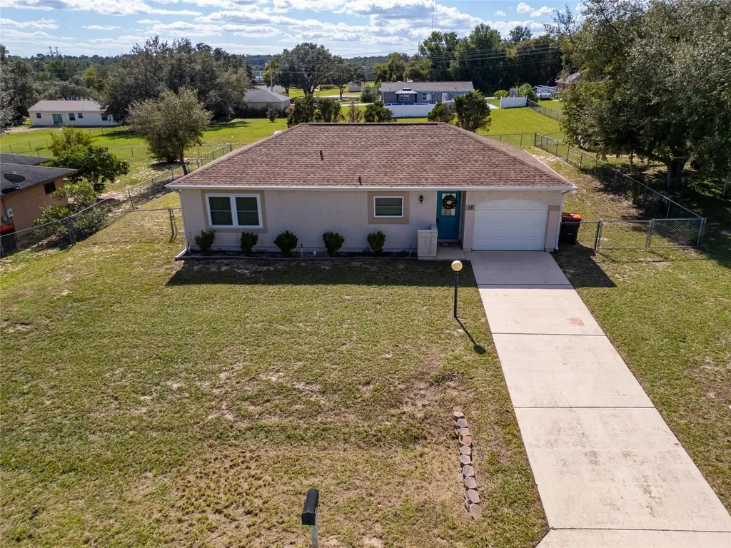 18 Oak Court Ocala FL 34472
