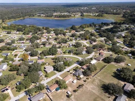 18 Oak Court Ocala FL 34472