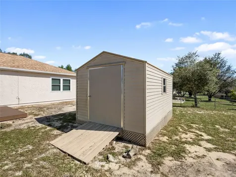18 Oak Court Ocala FL 34472