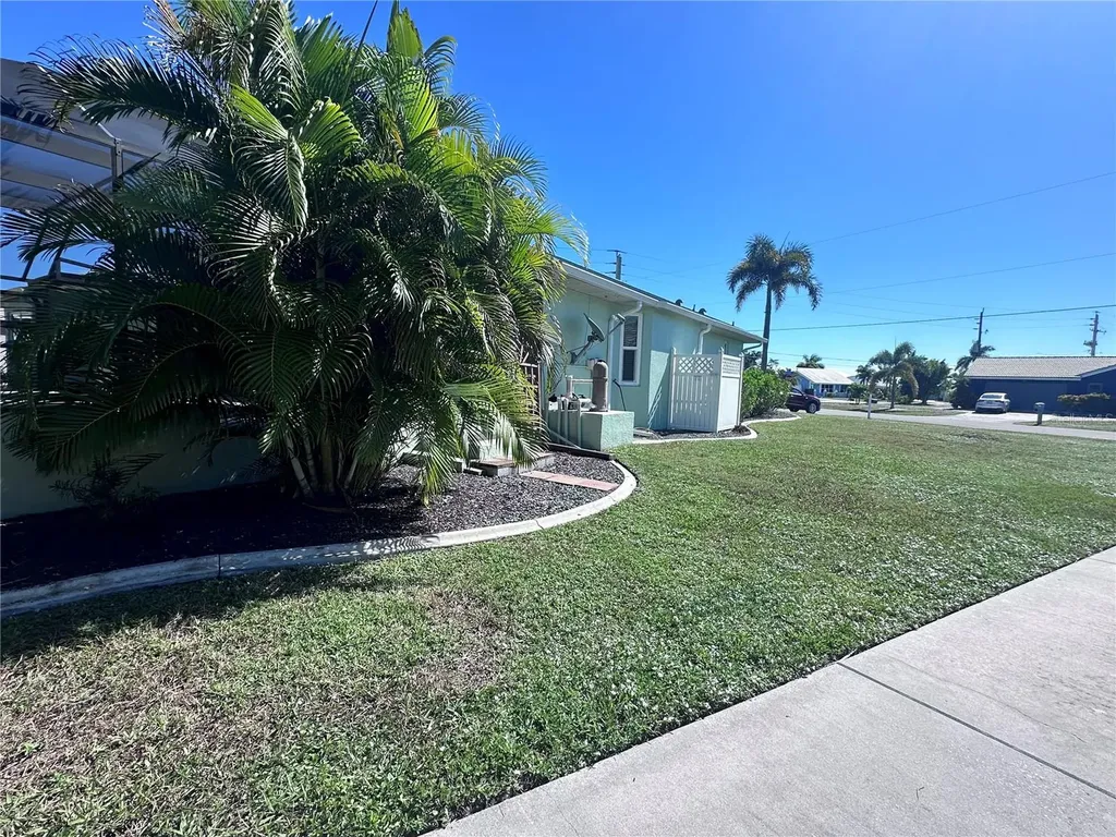 399 Bal Harbor Boulevard Punta Gorda FL 33950