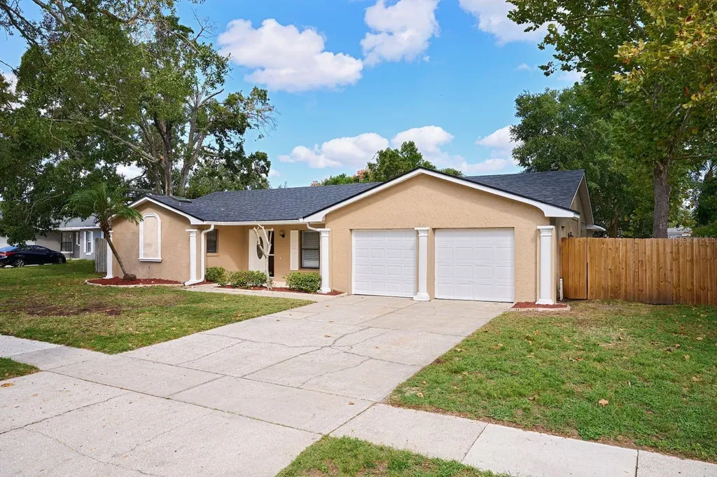 8521 Sandberry Boulevard Orlando FL 32819