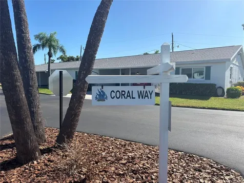 5983 Coral Way Bradenton FL 34207