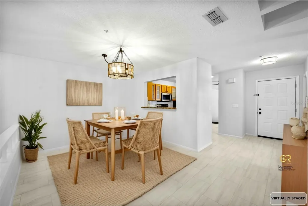 641 Maple Oak Circle Altamonte Springs FL 32701