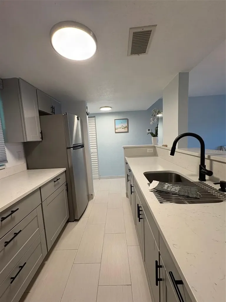 464 Paula Drive N Dunedin FL 34698