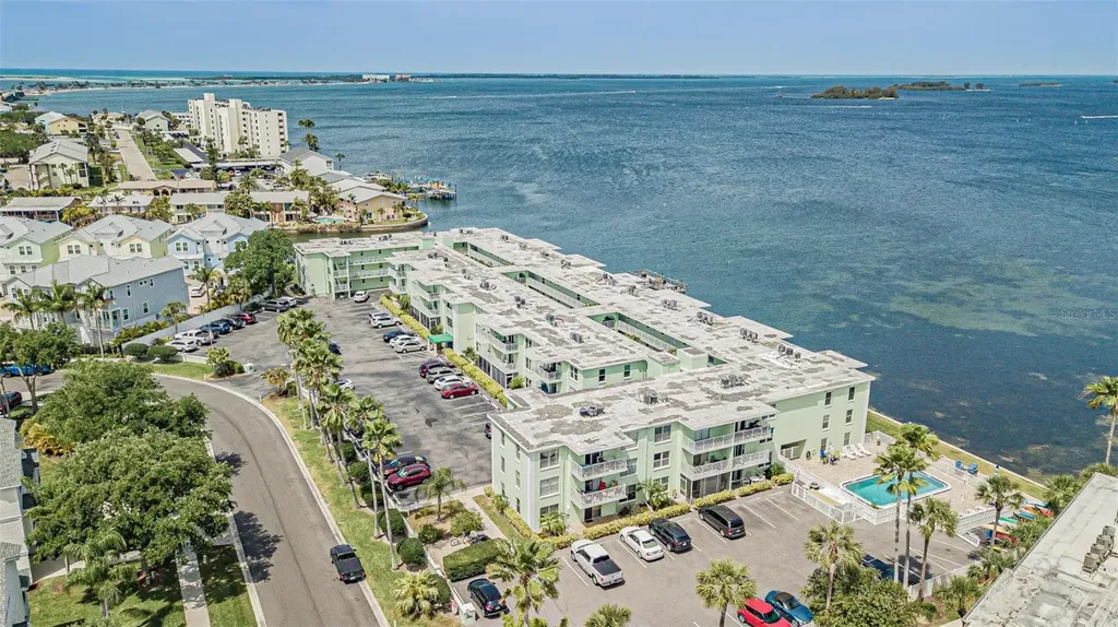 464 Paula Drive N Dunedin FL 34698