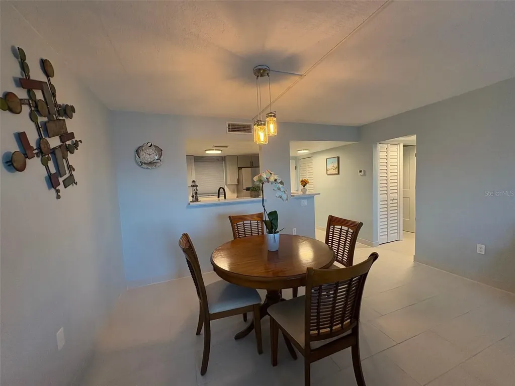 464 Paula Drive N Dunedin FL 34698