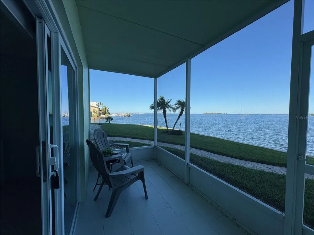 464 Paula Drive N Dunedin FL 34698