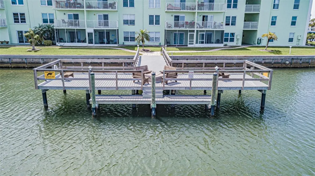 464 Paula Drive N Dunedin FL 34698