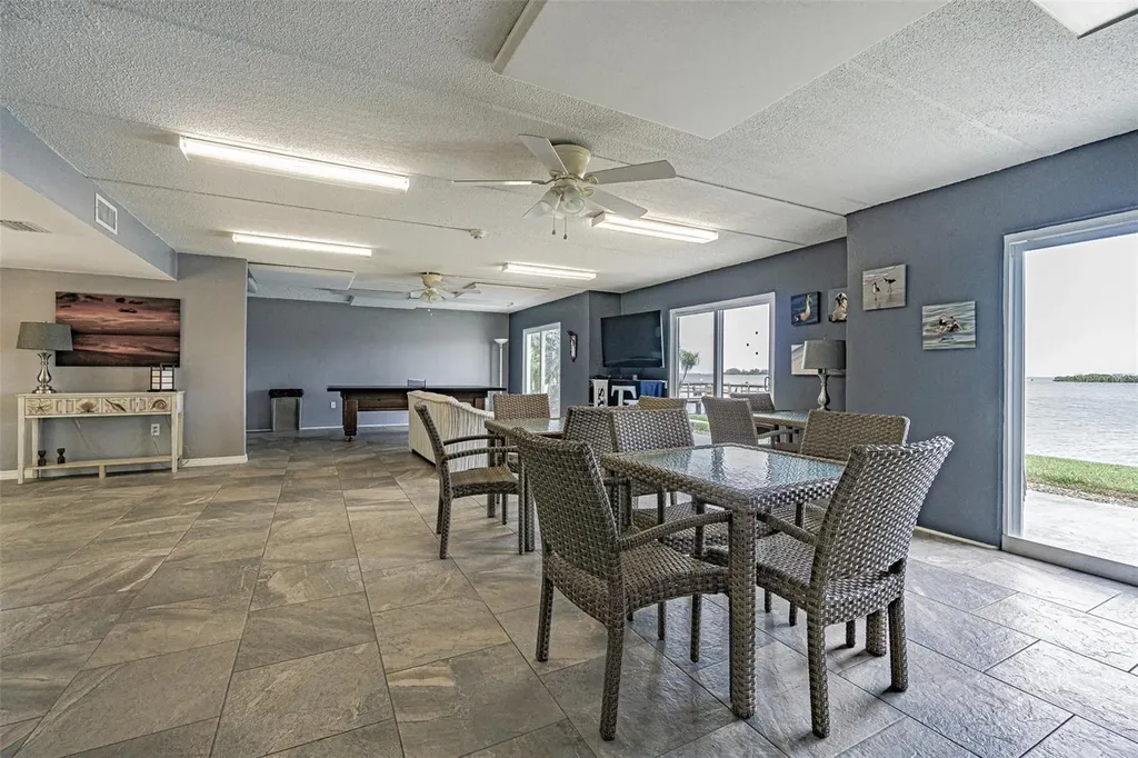 464 Paula Drive N Dunedin FL 34698