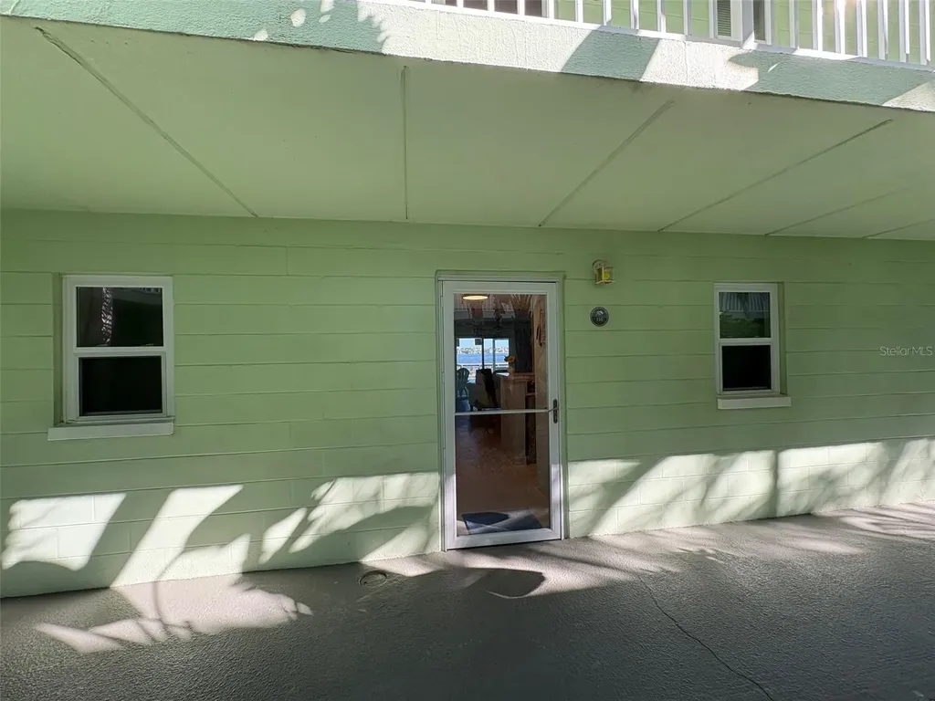 464 Paula Drive N Dunedin FL 34698