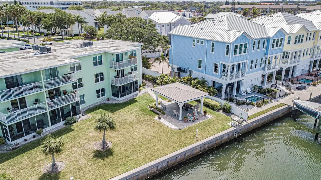 464 Paula Drive N Dunedin FL 34698