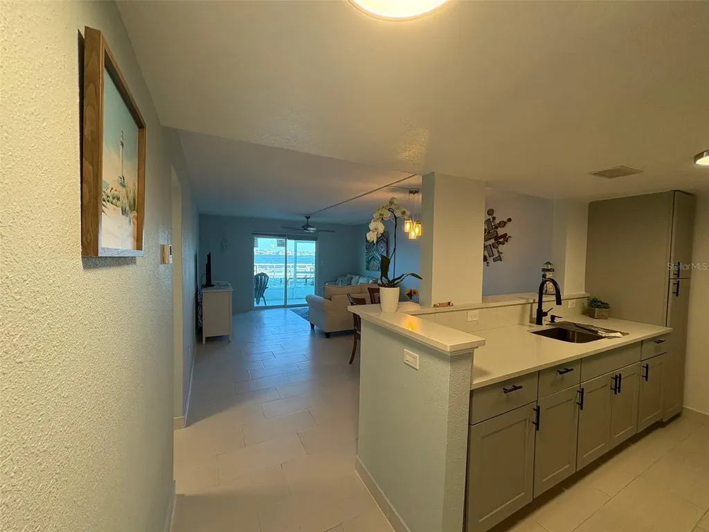 464 Paula Drive N Dunedin FL 34698